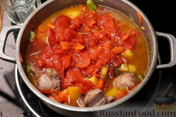 Рагу с мясом, картошкой и брокколи