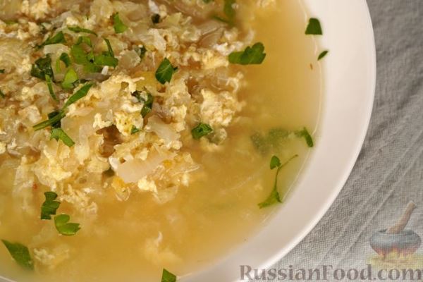 Яичный суп с пекинской капустой